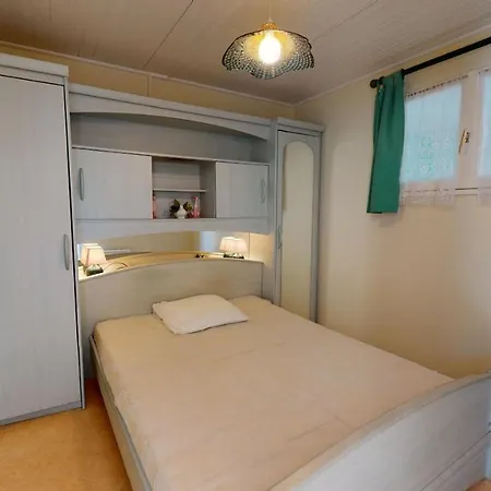 Holiday home Maison De Proche Du Port Saint-Gilles-Croix-de-Vie