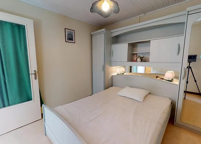 Maison De Proche Du Port * سانت جيل كروا دي فيي