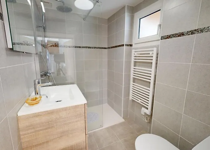 Maison De Proche Du Port سانت جيل كروا دي فيي