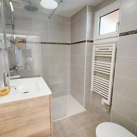 Maison De Proche Du Port Saint Gilles Croix de vie