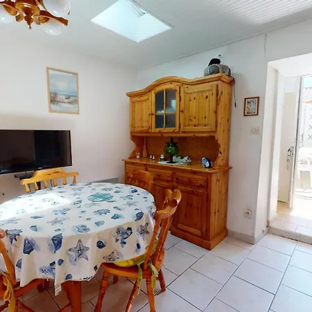 Nyaraló Maison De Proche Du Port *